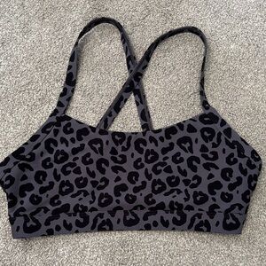 White Fox Active leopard sports bra